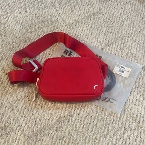 Zyia Chili Red Crossbody Bag